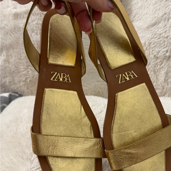 Zara Metallic Gold Sandals - Picture 6 of 6